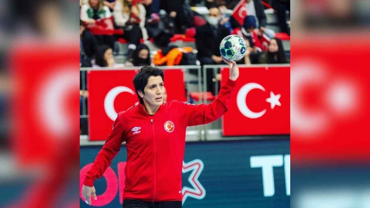 Türk Hentbolunun Ordinaryüsü Yozgat Formasıyla Sahada (4)