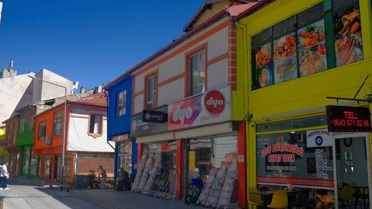 Yozgat Bankalar Caddesi Renkleniyor Esnaf Umutlu (6)