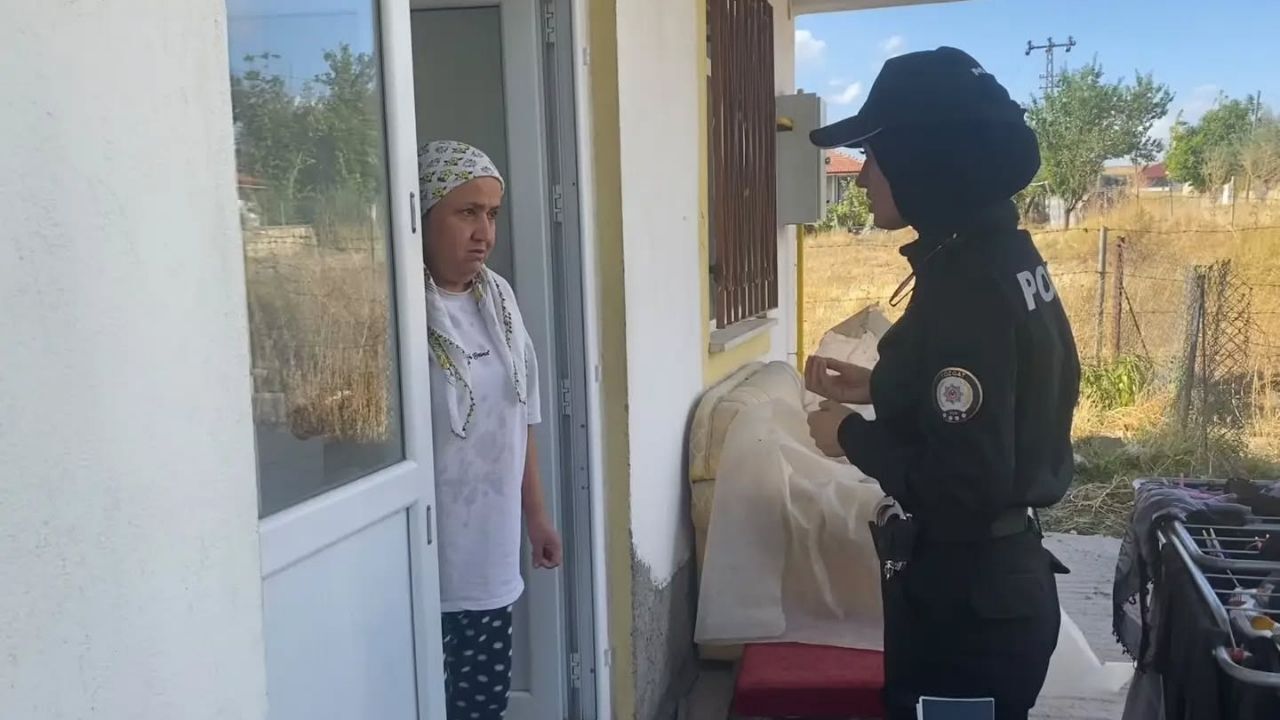 Yozgat Çandır’da Emniyet Ekiplerinden Dolandırıcılık Ve Kades Bilgilendirmesi (1)