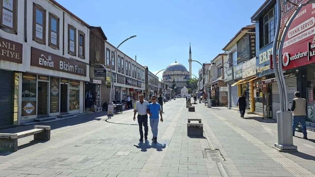 Yozgat Esnafından Öğrencilere Güven Mesajı