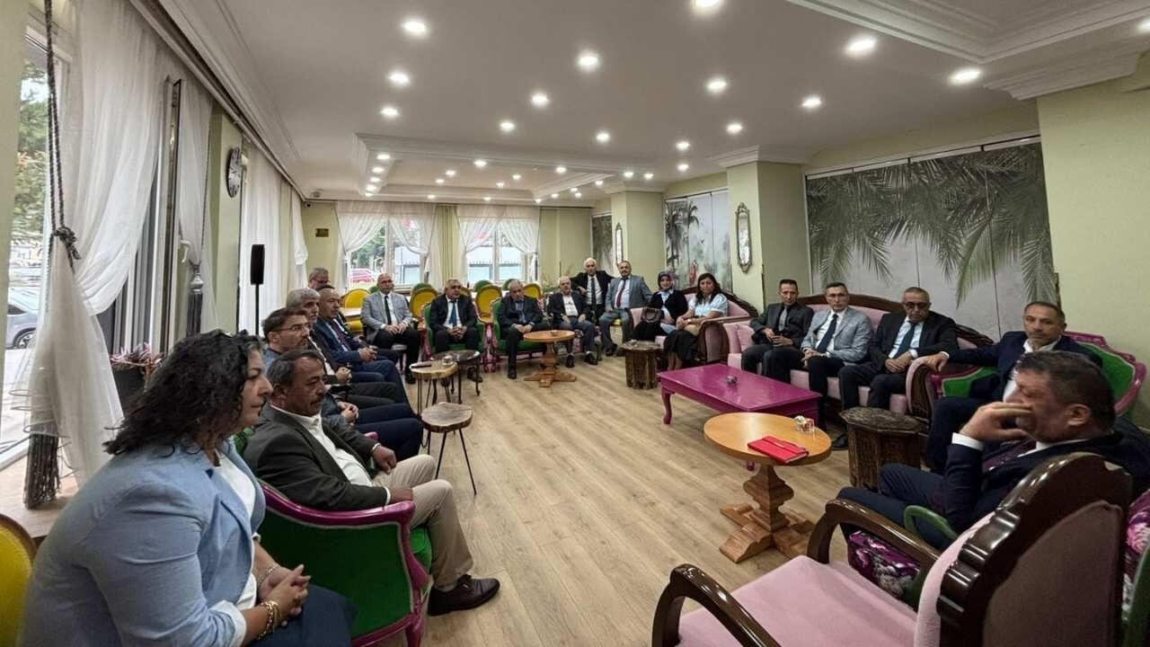 Yozgat İl Millî Eğitim Müdürü Yaşar Türk Okul Müdürleriyle Bir Araya Geldi