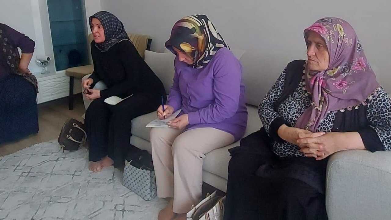 Yozgat Merkez İlçe Başkanlığı’ndan Sarıhacılı Toki’de Dikkat Çeken Saha Hamlesi! (1)