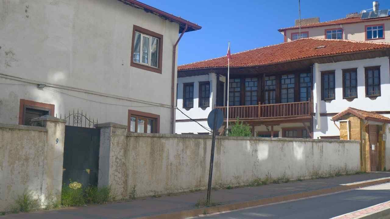 Yozgat Müzesine Yeni Alan Şart, Şehir Yeni Bir Müze Bekliyor (2)
