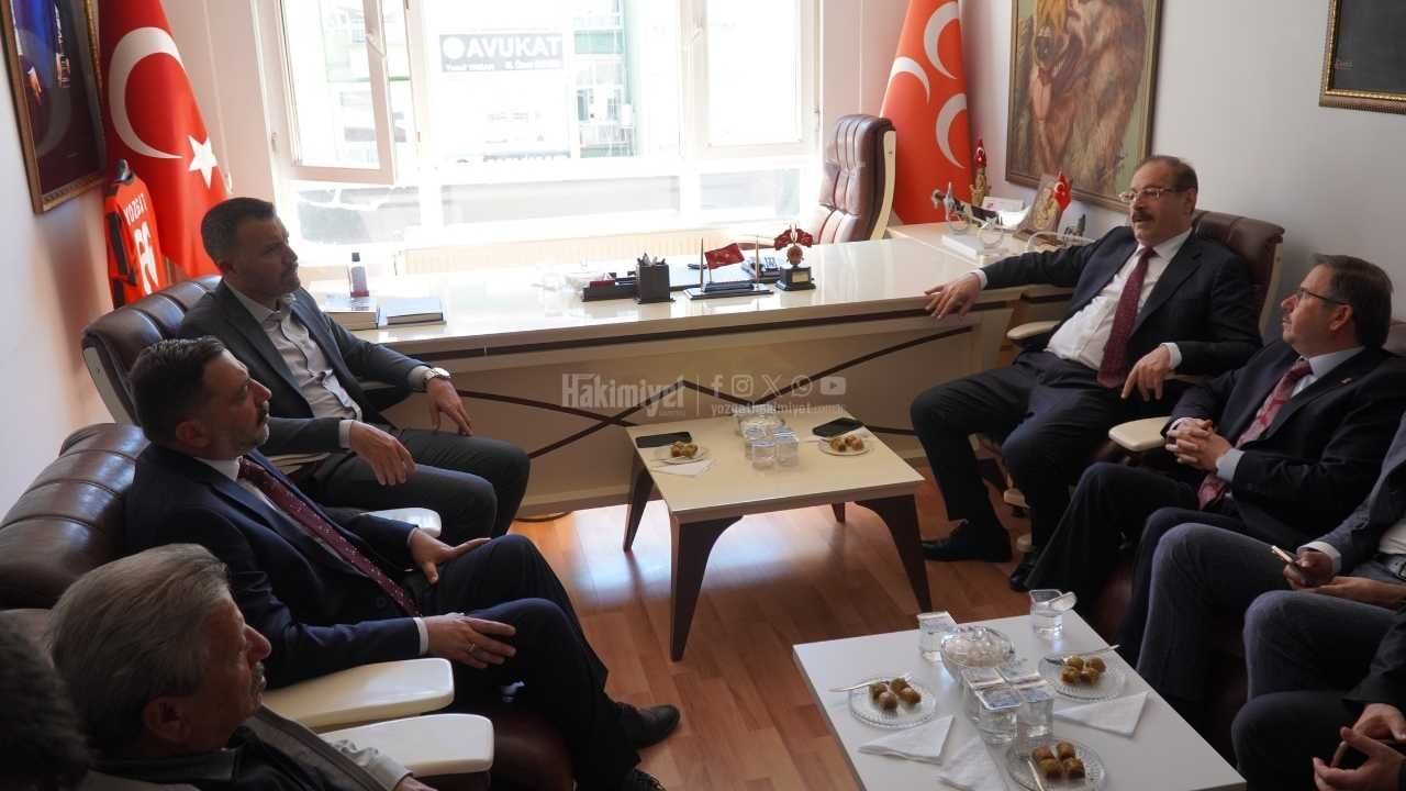 Yozgat Siyasetinde Hareketli Saatler Ak Parti Heyeti Tam Kadro Sahada! (2)