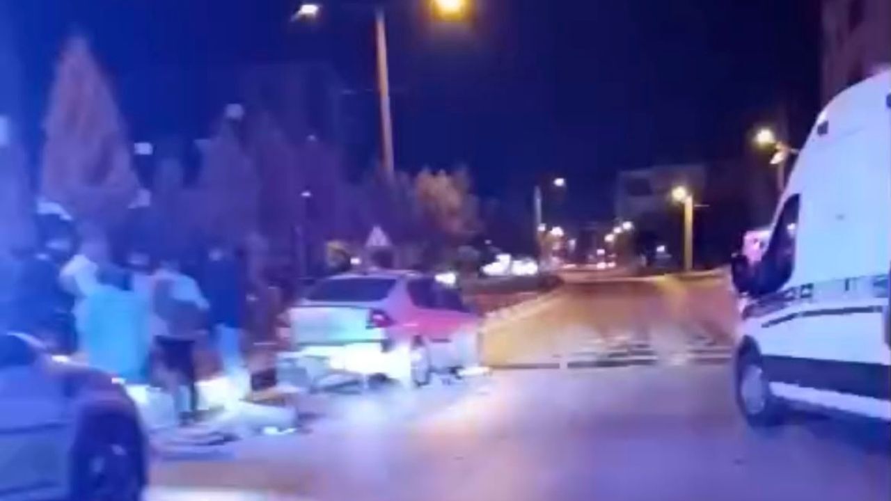 Yozgat Yerköy’de Feci Kaza! Otomobil Ile Kamyonet Çarpıştı, 5 Yaralı