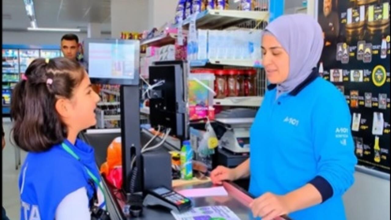 Yozgat’ın Saraykent Ilçesinde Daha Önce Yozgat’ta Çocuk Zabıta Sahaya Çıktı! Denetimlere Miniklerden Destekköprünün Yeniden Yapımı Saraykent Belediyesi Tarafından Gerçekleştiriliyor. (2)