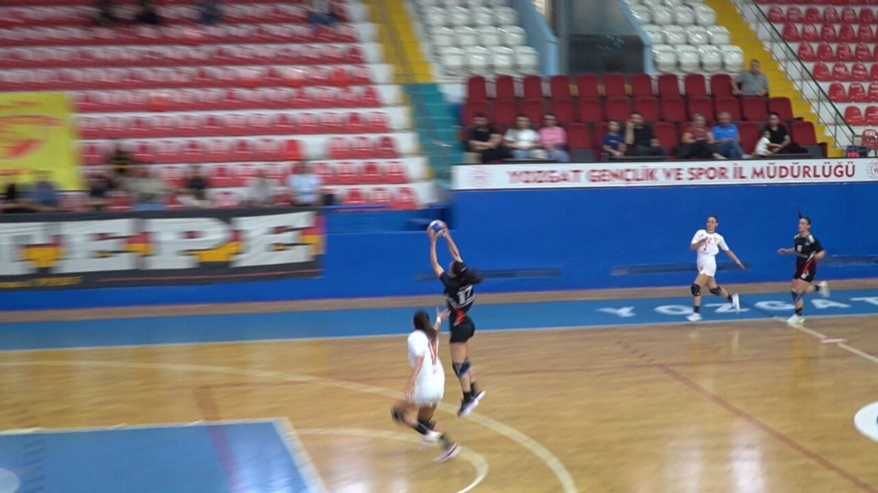 Yozgat'ın Sultanları Göztepe Geçit Vermedi (1)