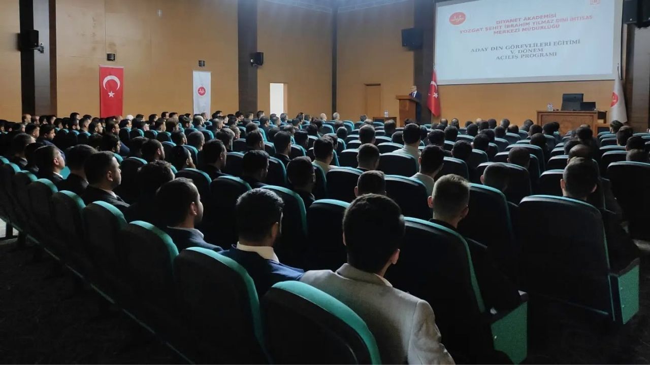 Yozgat’ta Aday Din Görevlileri İçin Eğitim Dönemi Başladı