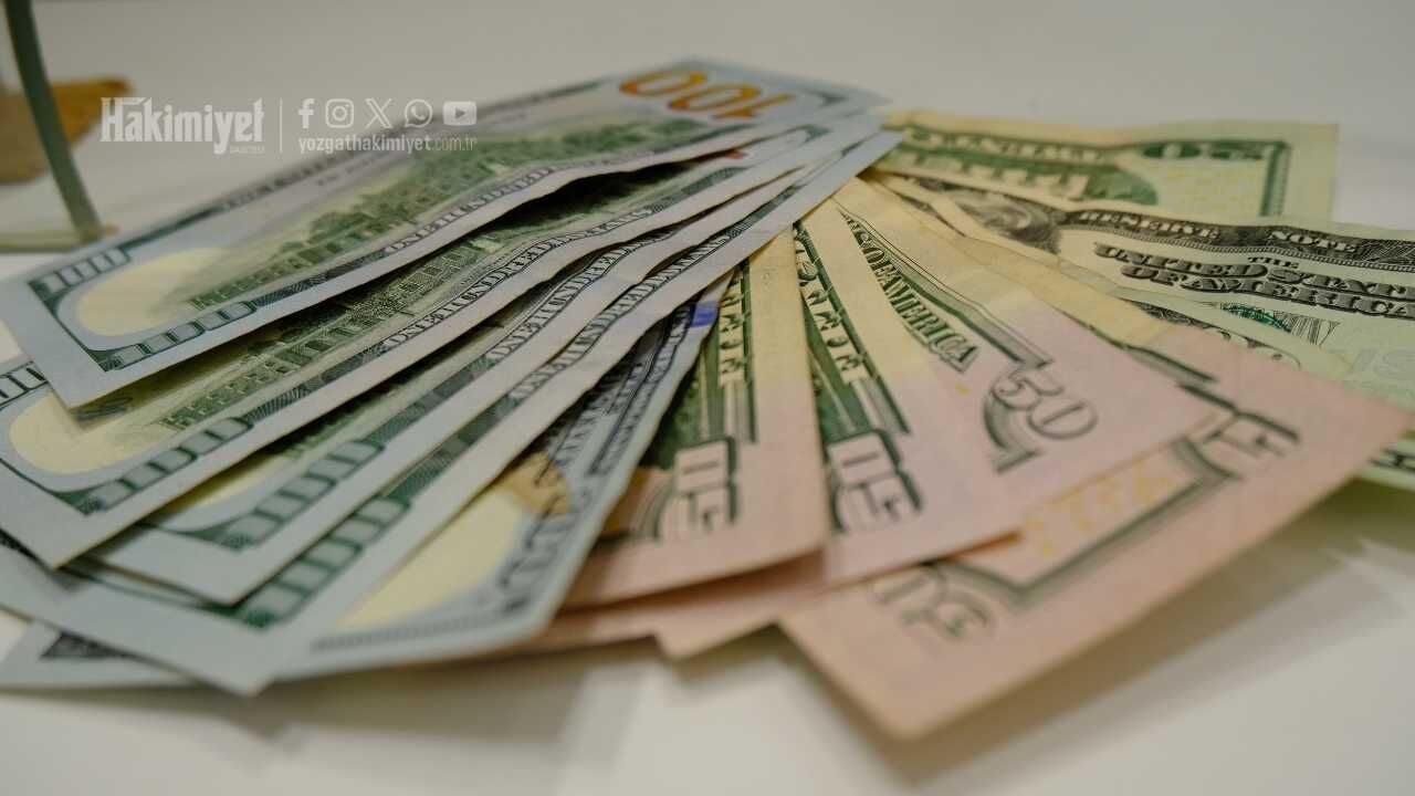 Yozgat’ta Döviz Piyasasında Son Durum Dolar Yükseldi, Euro Ve Sterlin Geriledi (2)