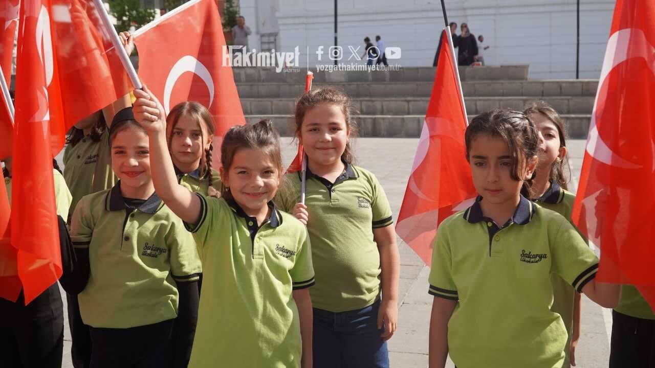 Yozgat'ta İlköğretim Haftası Çelenk Sunma Töreniyle Başladı (6)