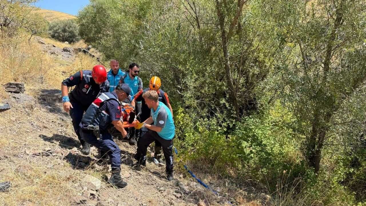 Yozgat'ta Korku Dolu Anlar Dere Yatağına Düşen Vatandaş İçin Zamanla Yarış! (2)