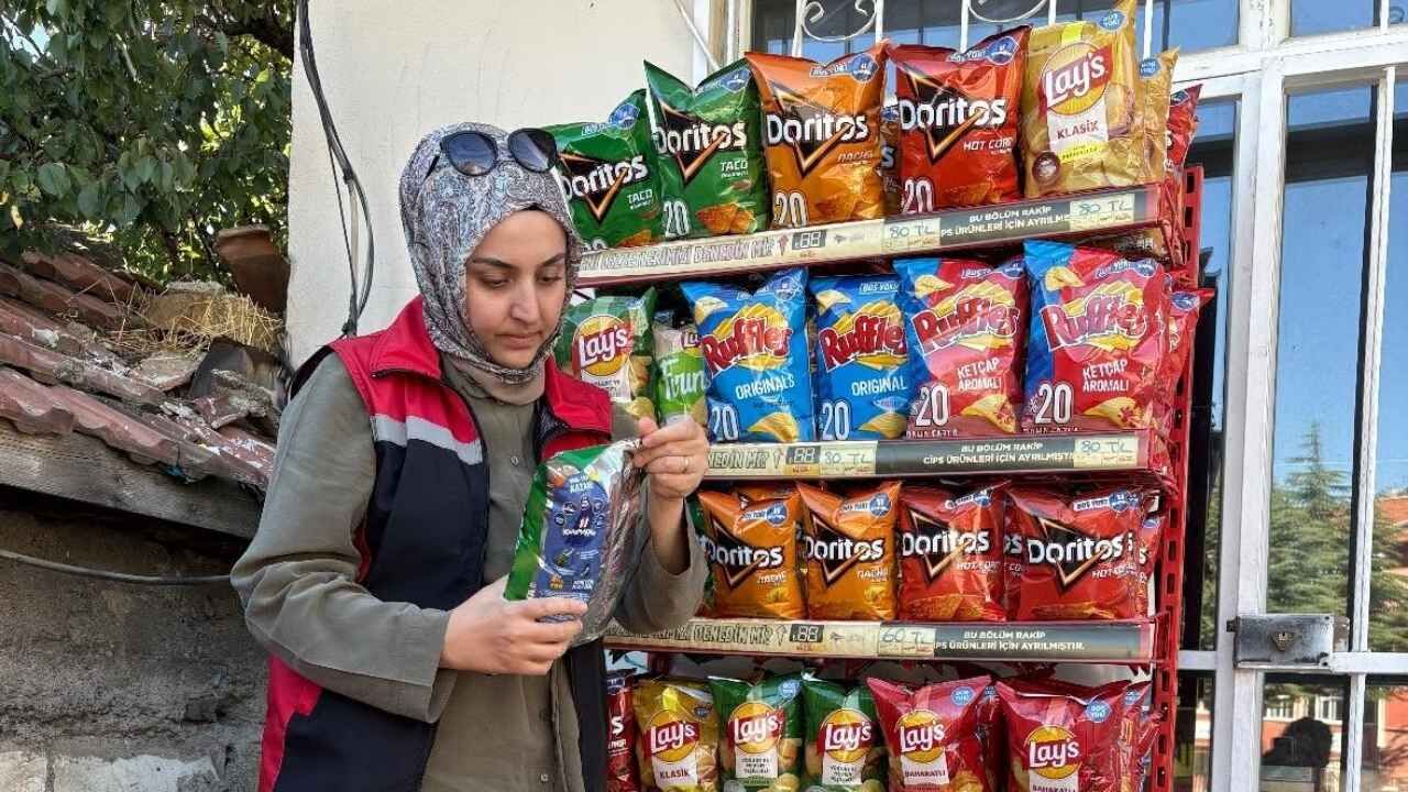 Yozgat’ta Okullar Açılmadan Denetimler Sıklaştı! Market Ve Büfeler Kontrolden Geçti (1)