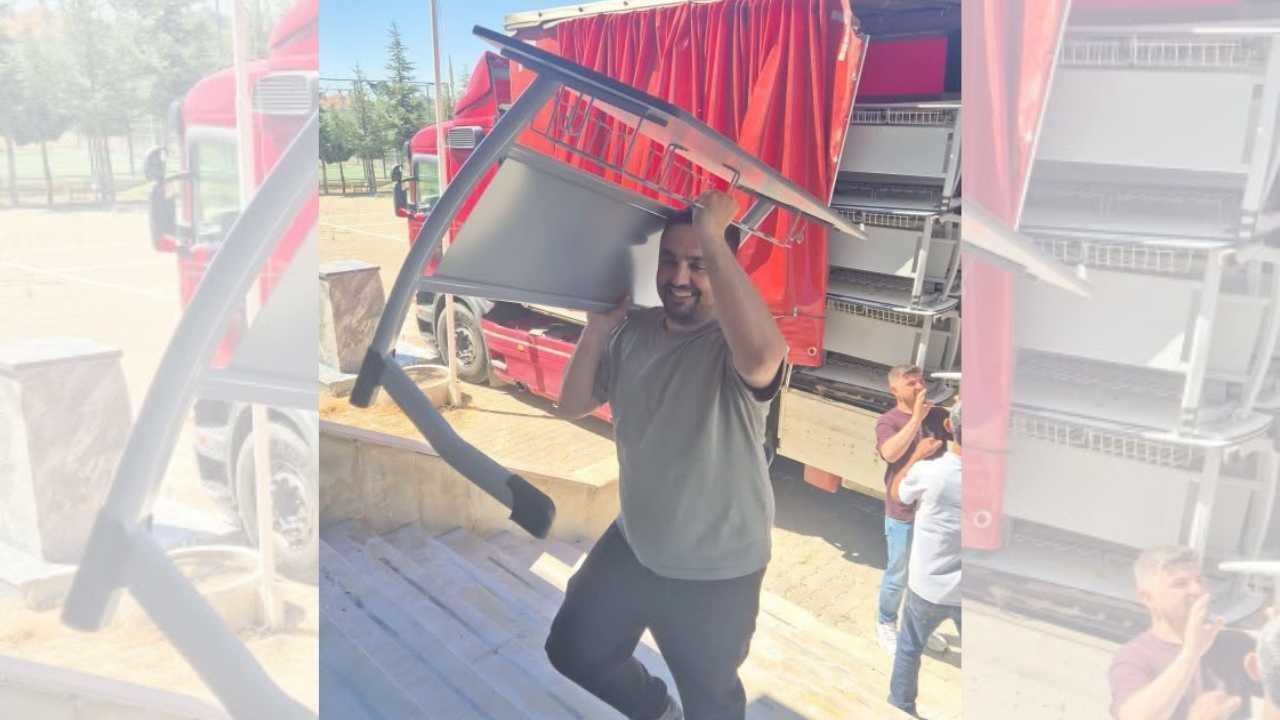 Yozgat’ta Okullara Yenileme Ayarı Donatım Malzemeleri İlçeye Ulaştı (1)