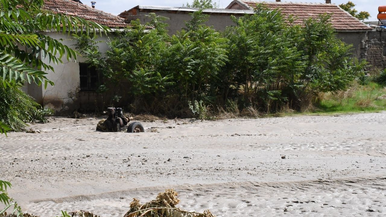 Yozgat'ta Sel Felaketi Kuzayca Köyü Sular Altında Kaldı (4)