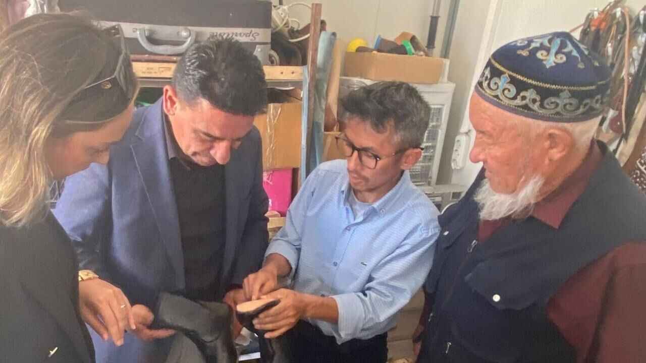 Yozgat’ta Ulupamir Kırgızlarının Geleneksel El Sanatları Yerinde İncelendi (2)