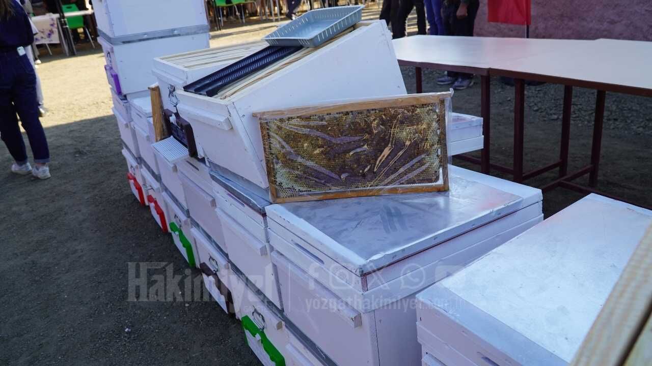 Yozgat'ta Üreticilere 4 Milyonluk Dev Destek 1.500 Polen Tuzaklı Kovan Dağıtıldı! (9)
