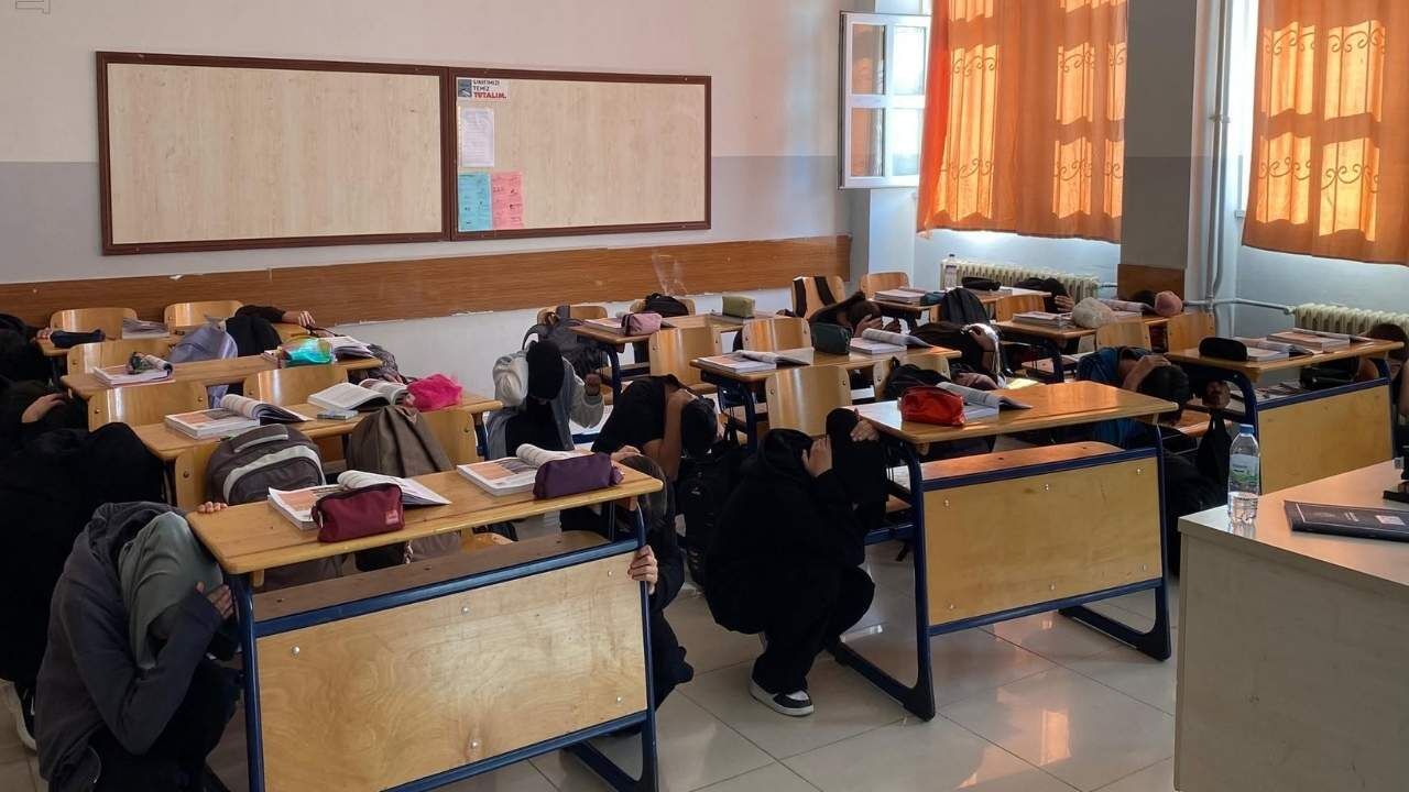 Bütün Okullarda Eş Zamanlı Tatbikat Yapıldı! (2)