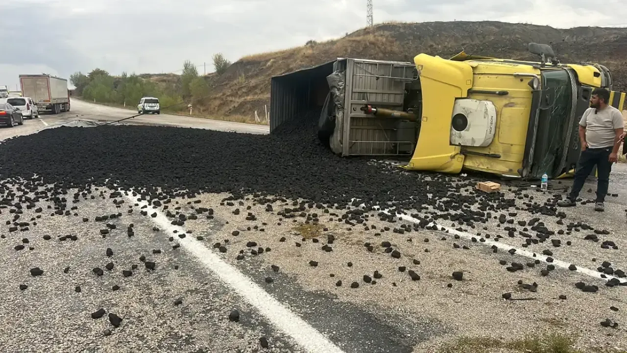 Çorum-Yozgat Kara Yolunda Dev Kaza!