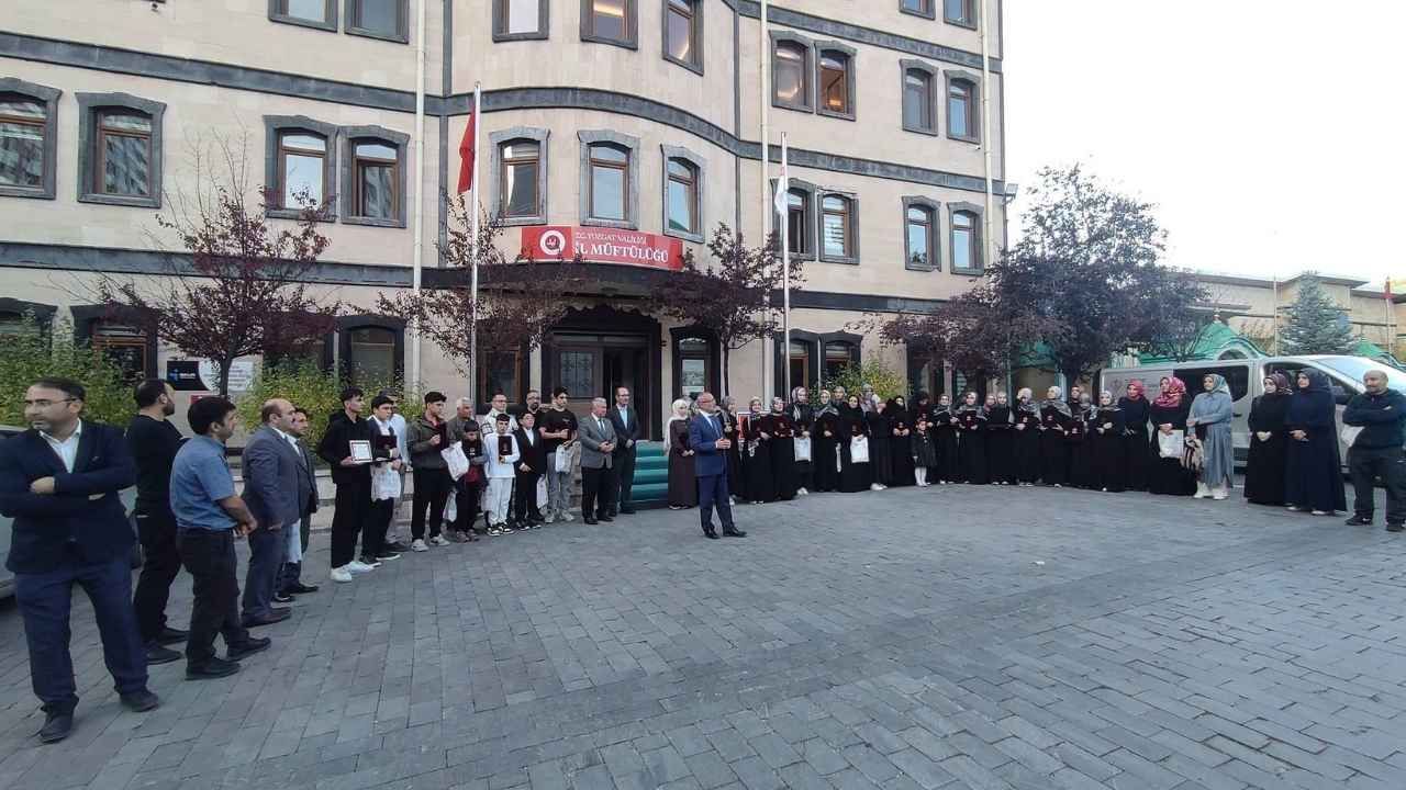 İl Müftüsü Nihat Kök İcazet Belgelerini Takdim Etti! (1)