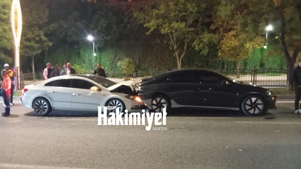 Son Dakika... Yozgat'ta Zincirleme Kaza Yaralılar Var (2)