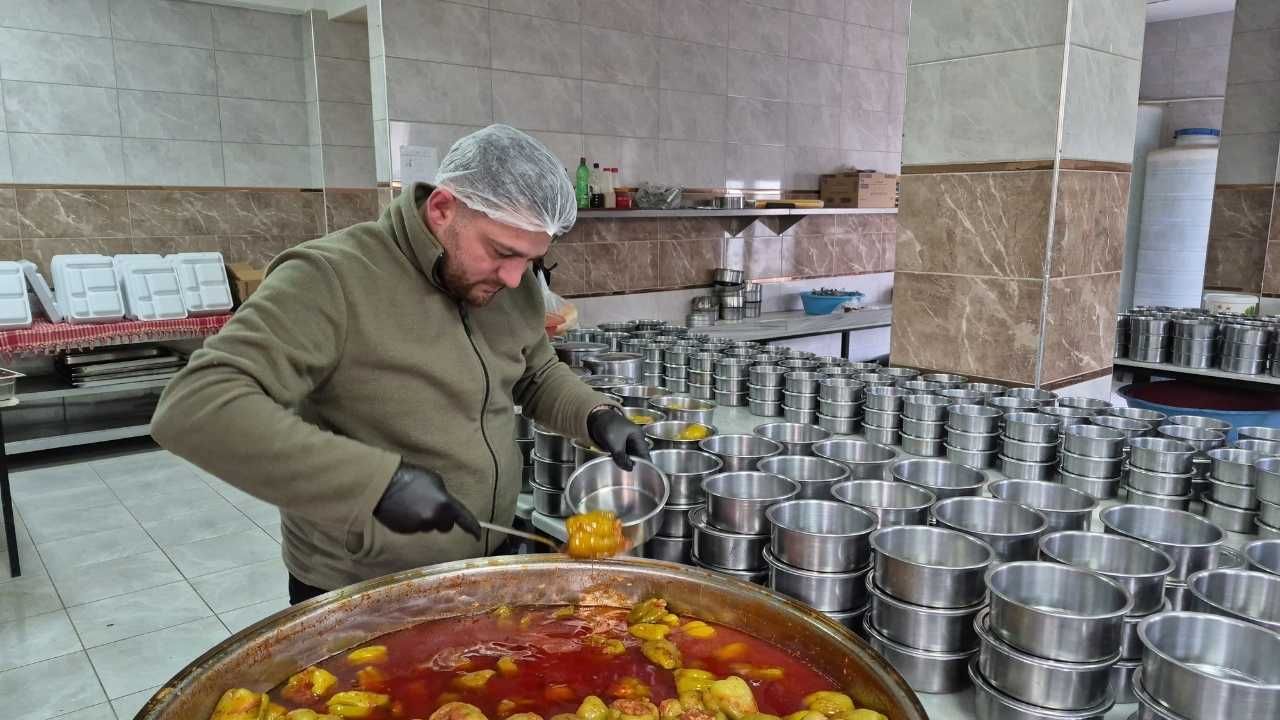 Sorgun Aşevi 7'Den 70'E Karın Doyuruyor (3)