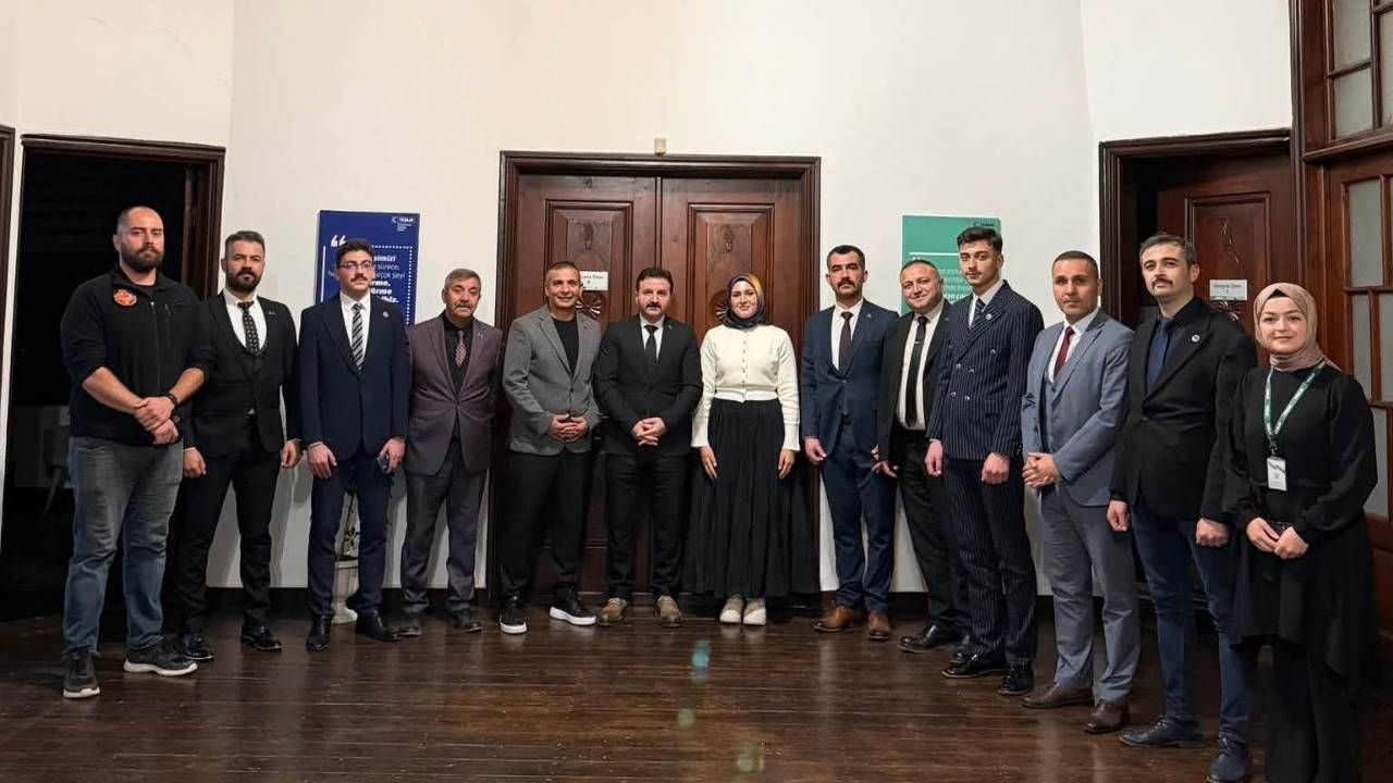 Ülkü Ocakları Ve Yeşilay Sahaya İniyor! (2)