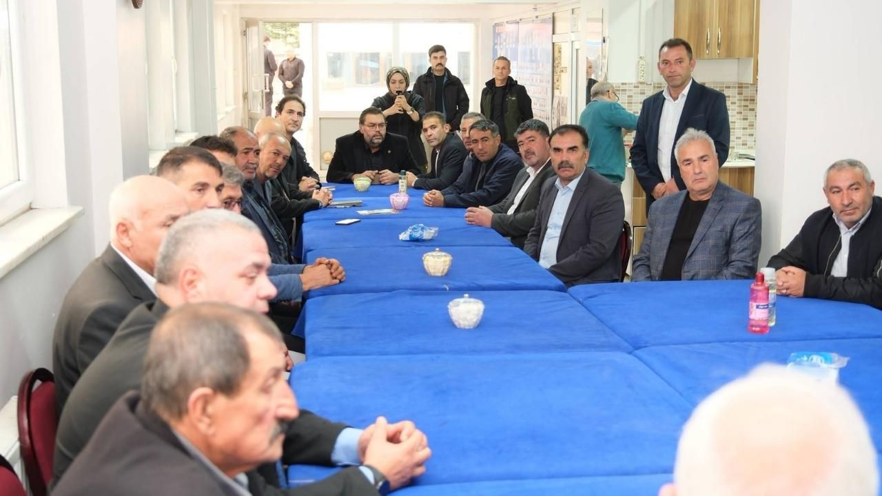 Vali Özkan Köy Muhtarlarıyla Buluştu (1)