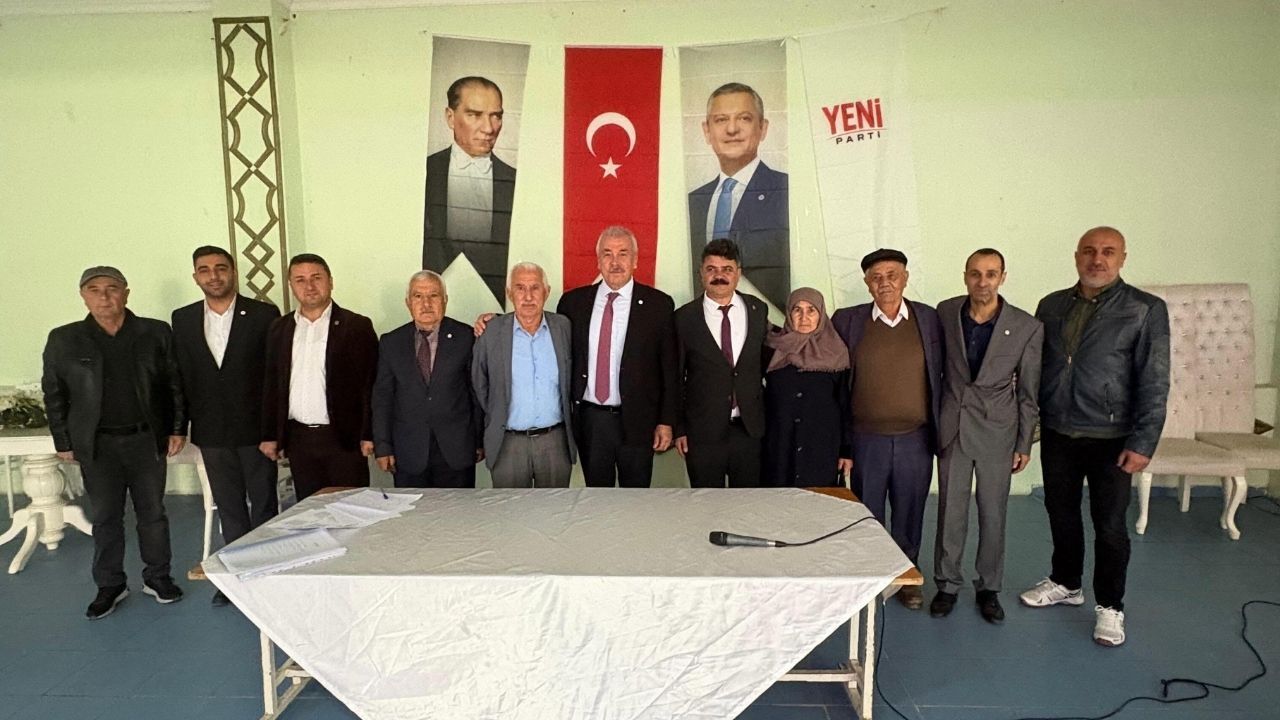 Yeni Parti Aydıncık’ta İlçe Başkanlığına Sadık Erdoğan Seçildi (1)