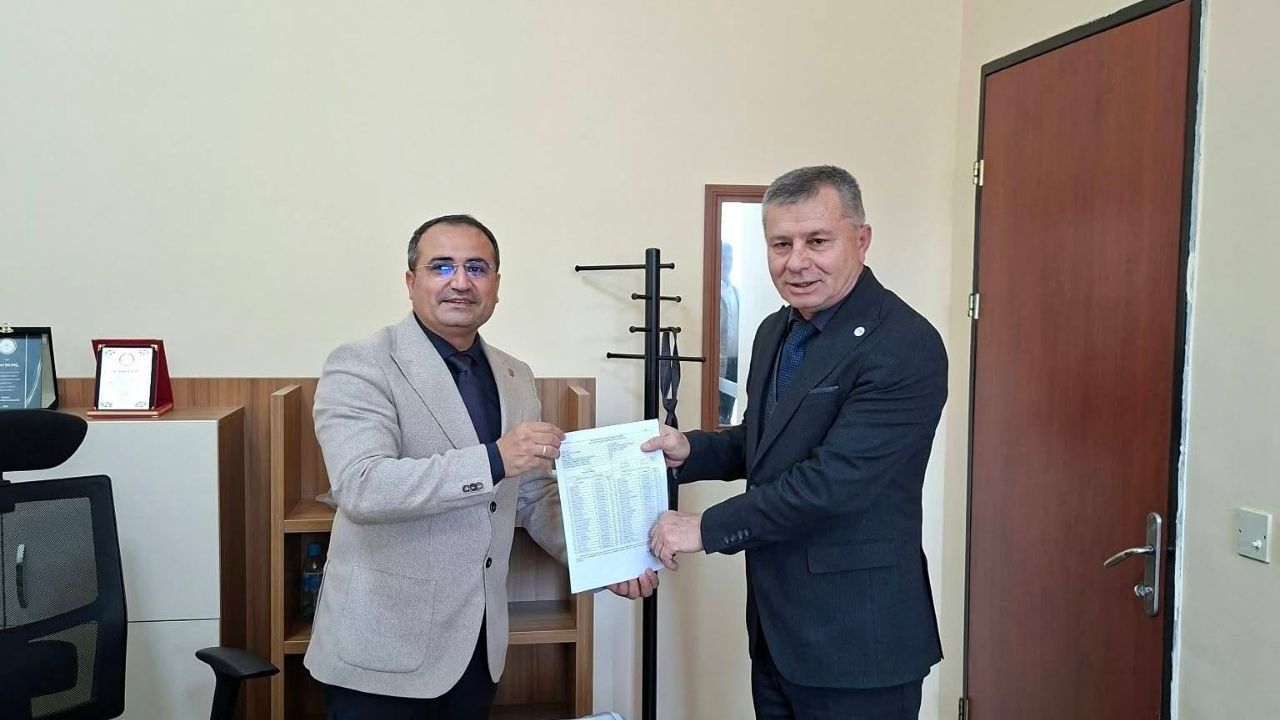 Yeni̇ Parti Yozgat Merkez İlçe Başkanı Mehmet Güven Mazbatasını Aldı (1)