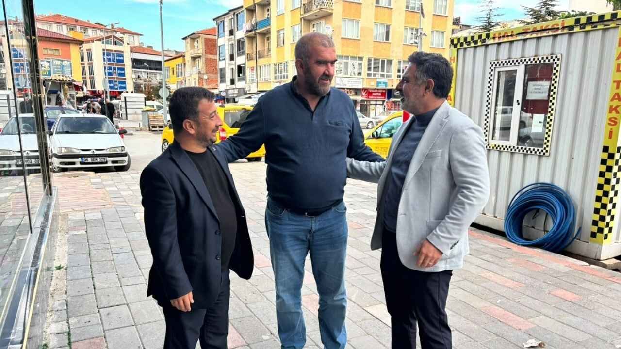 Yerköy’de Hafta Sonu Esnaf Mesaisi Başkan Arslan Halkı Dinledi (1)