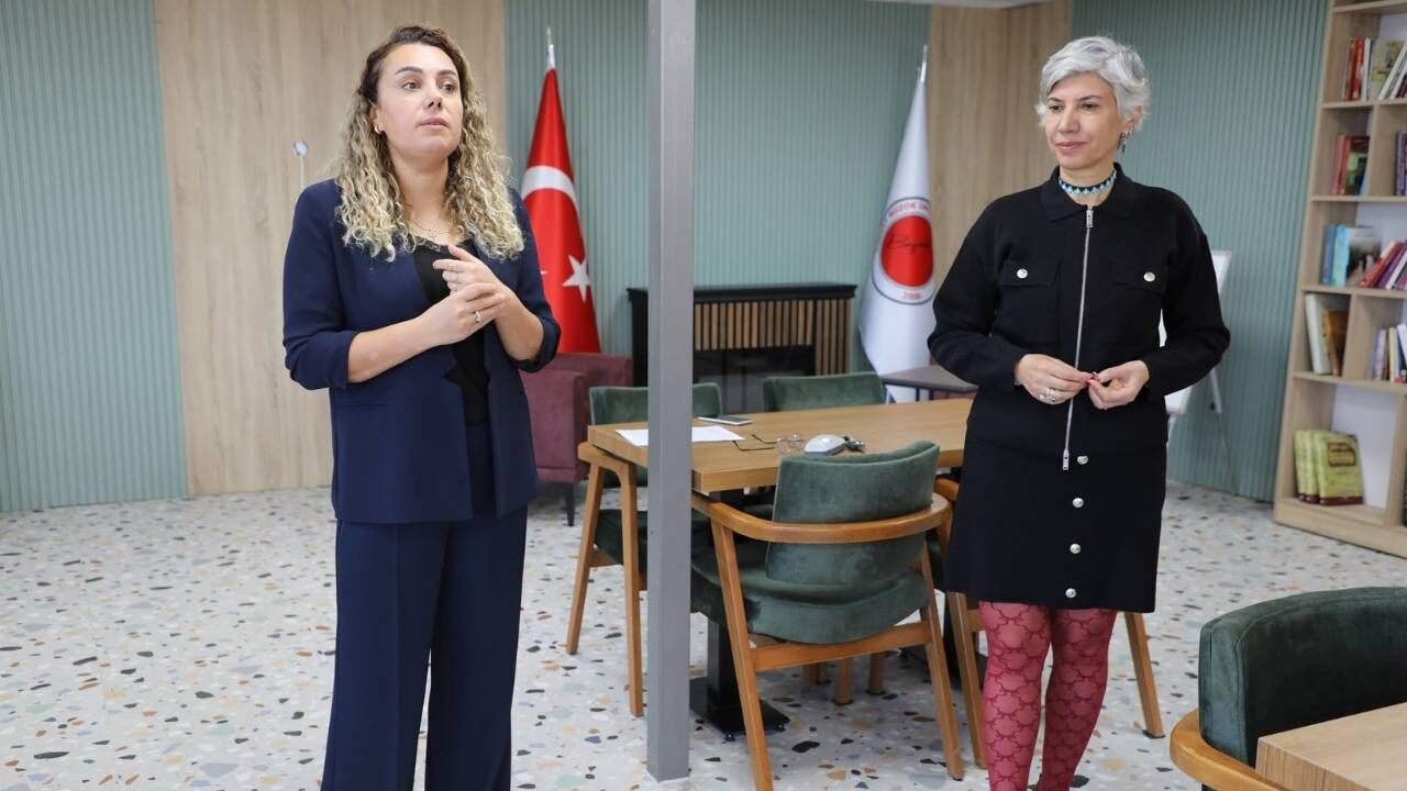 Yozgat Bozok Üniversitesi’nde Genç Kadınların Dijital Dünyadaki Gücü Ele Alındı! (2)