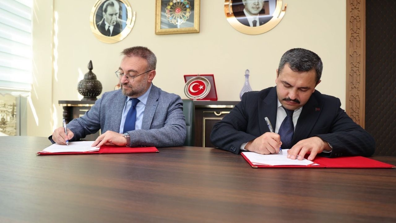 Yozgat Bozok Üniversitesi’nden Akdağmadeni’nin Tarihine Destek (1)