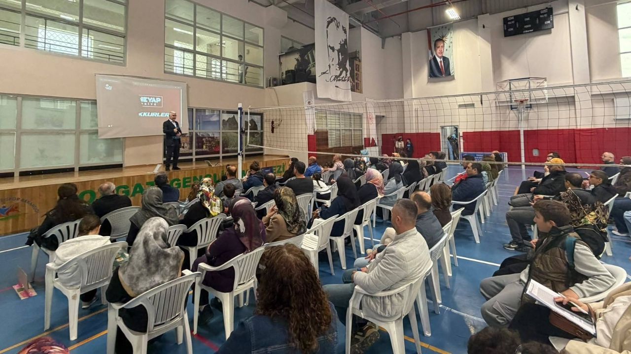 Yozgat Deneyap Atölyesi’nde Yeni Dönem Öncesi Velilerle Bir Araya Gelindi (1)