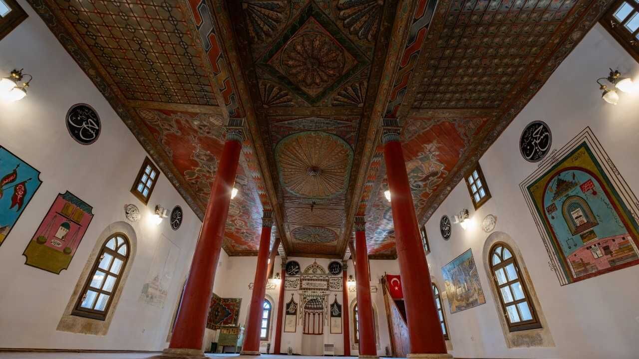 Yozgat'ın Tarihi Camilerinde Zarafet Mührü Barok Ve Rokoko Sanatı Büyülüyor! (2)