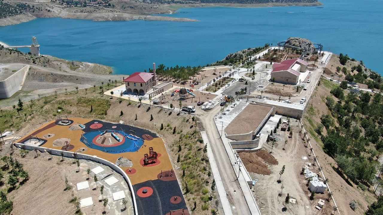 Yozgat'ın Turistik İlçesi Çekerek'te Park Sorunu Çözülüyor (1)