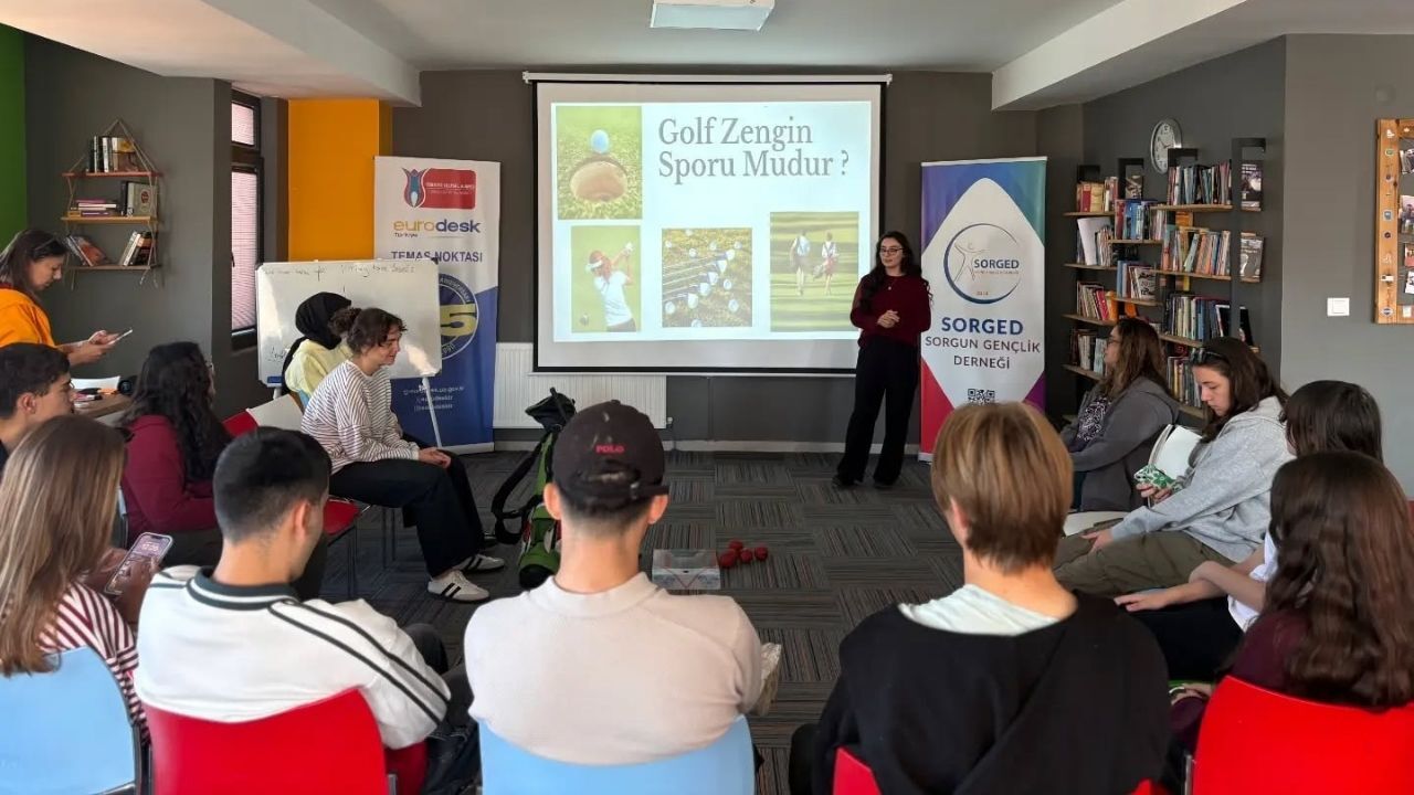 Yozgatlı Gençler Golf Sahasında Yeni Bir Spor, Yeni Bir Deneyim! (2)