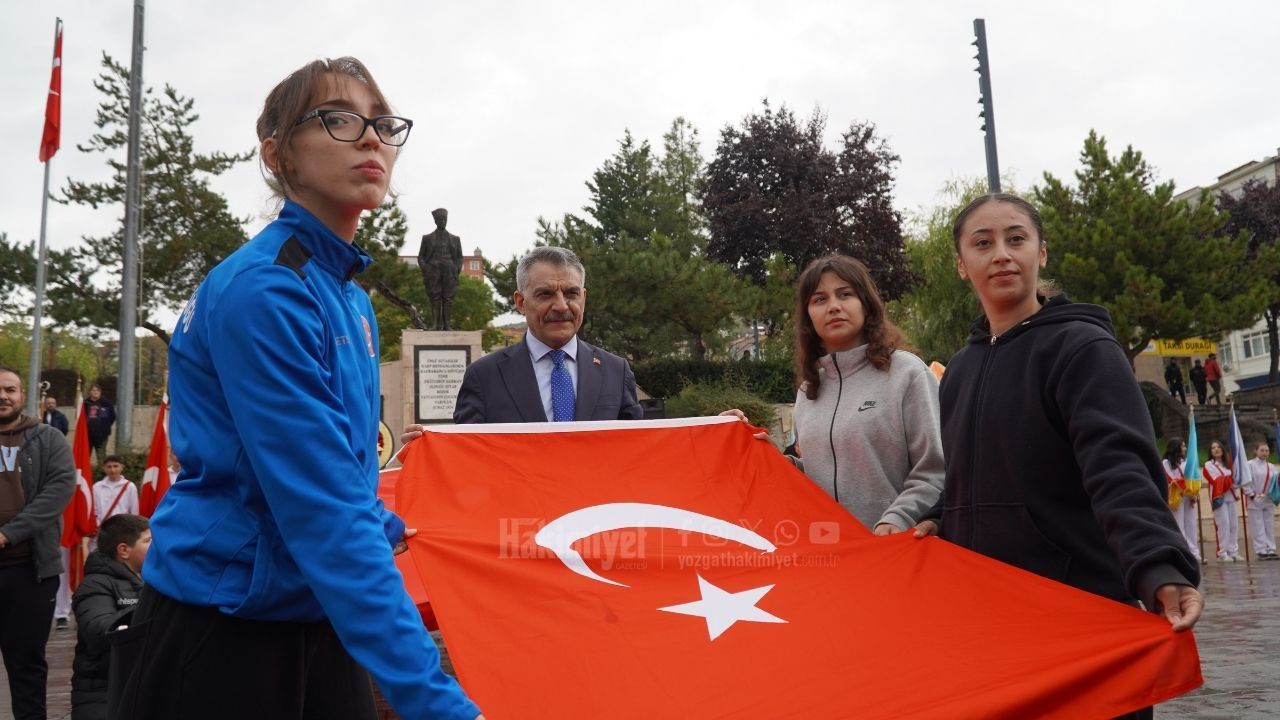 Yozgat'ta 102 Yıl Sonra Aynı Heyecan Cumhuriyet Meydanı'nda Anlamlı Buluşma! (6)