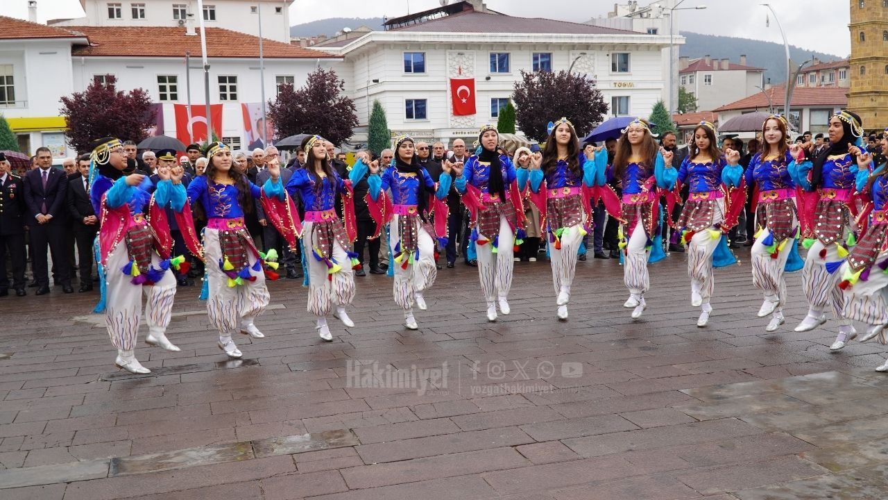 Yozgat'ta 102 Yıl Sonra Aynı Heyecan Cumhuriyet Meydanı'nda Anlamlı Buluşma! (8)