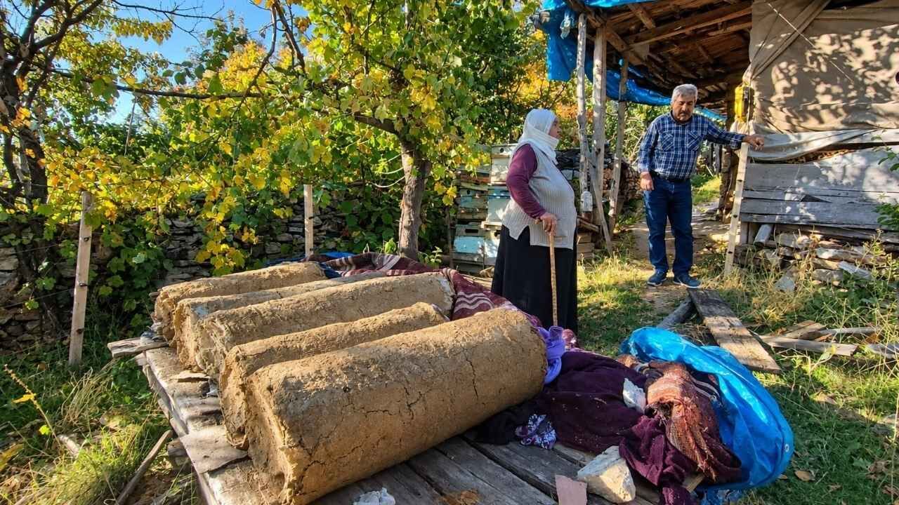 Yozgat’ta 85 Yaşındaki Hatice Nine Beş Nesillik Geleneği Yaşatıyor (4)