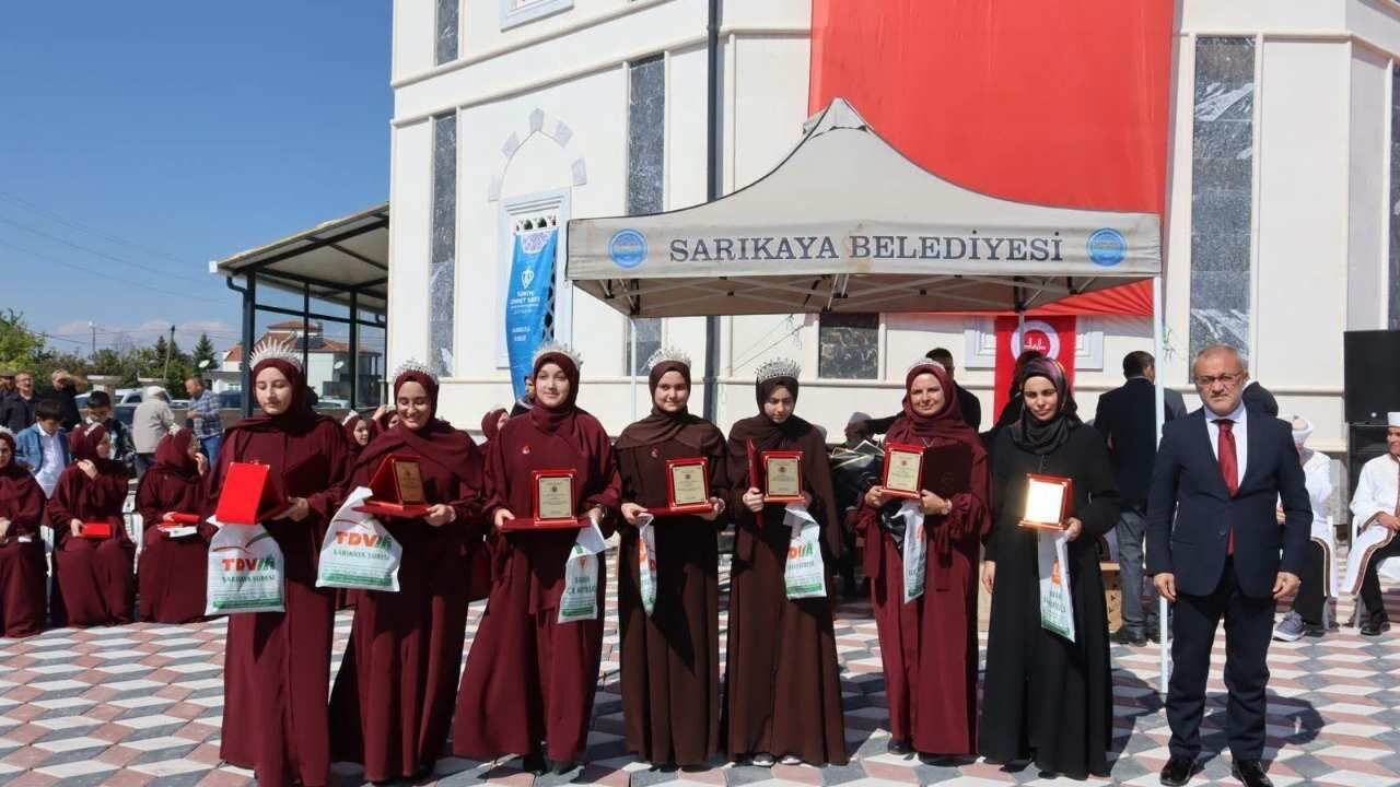 Yozgat'ta Çiftte Gurur Sarıkaya'da Külliye 33 Hafızın İcazet Töreniyle Açıldı (1)