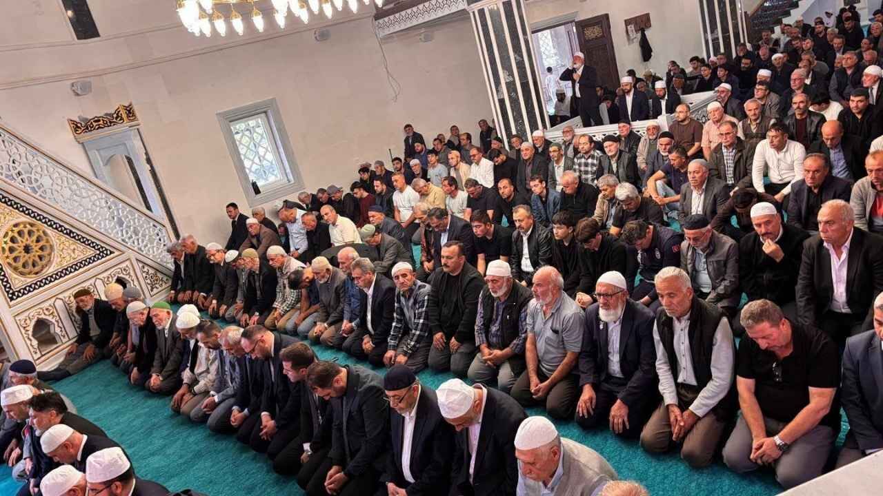 Yozgat'ta Çiftte Gurur Sarıkaya'da Külliye 33 Hafızın İcazet Töreniyle Açıldı (3)