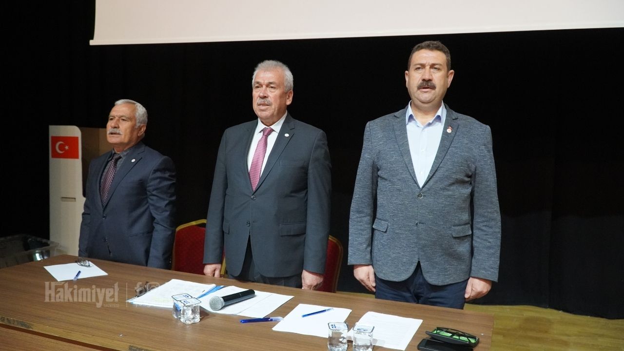 Yozgat’ta Gözler O Kongredeydi Yeni Parti İlçe Başkanını Seçti! (3)