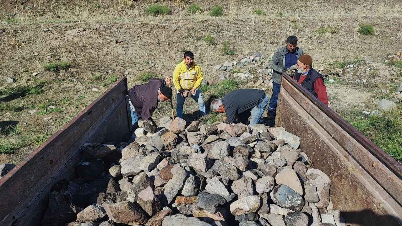 Yozgat'ta İmece Usulü Yapılan Çeşmeler Dualarla Akıyor (4)