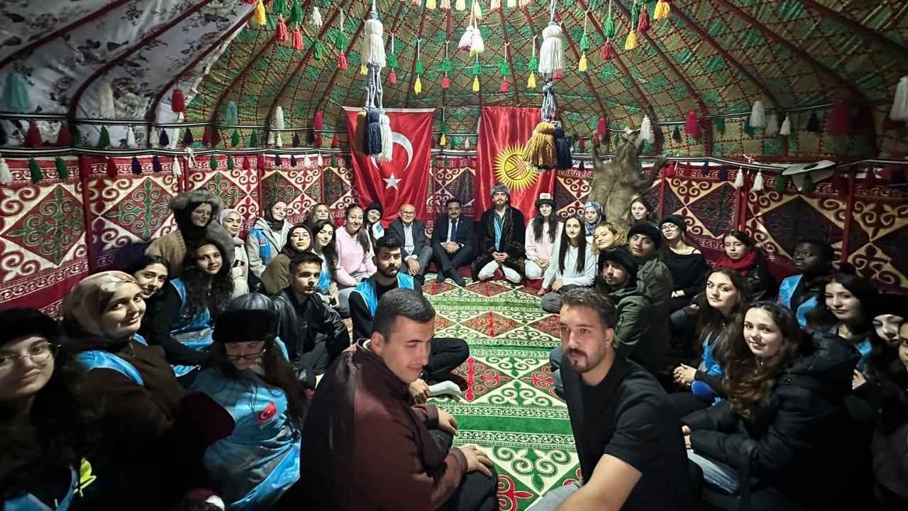 Yozgat'ta Öğrenciler Yenifakılı Kırgız Türkleri'nin Hayatını İncelediler (2)