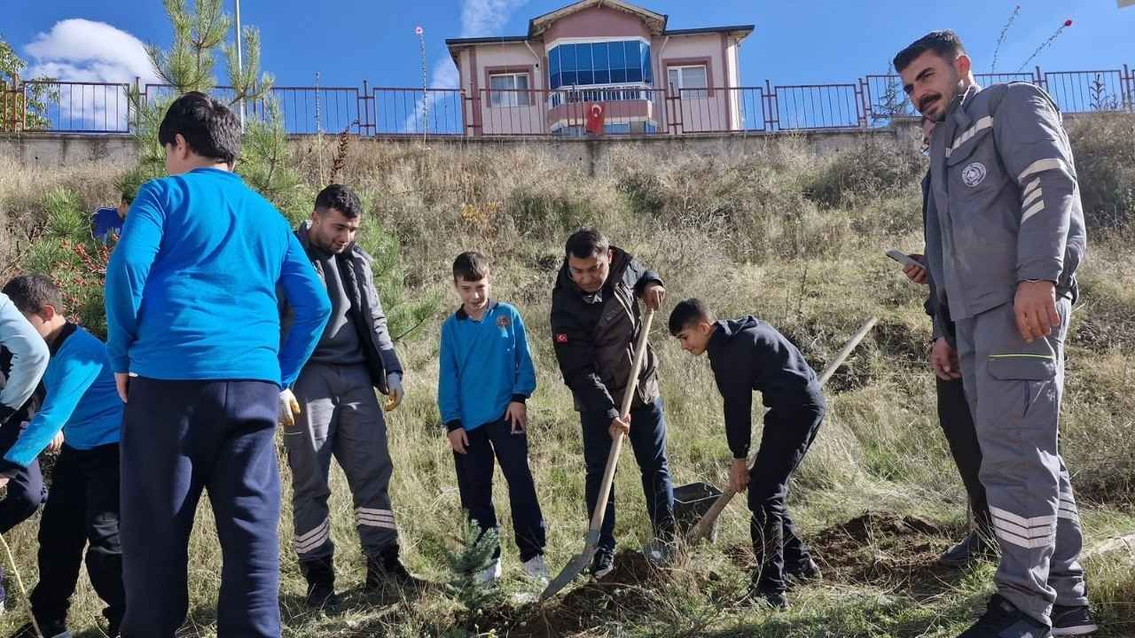 Yozgat’ta Okullar Yeşilleniyor (2)