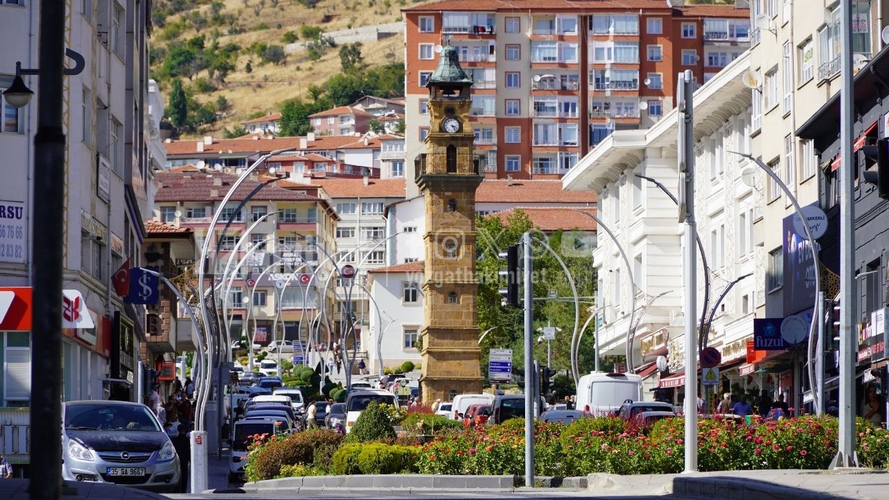 Yozgat’ta Rüzgar Serrin Esiyor Gün İçi Sıcaklıklar 20 Dereceye Kadar Yükseliyor (2)