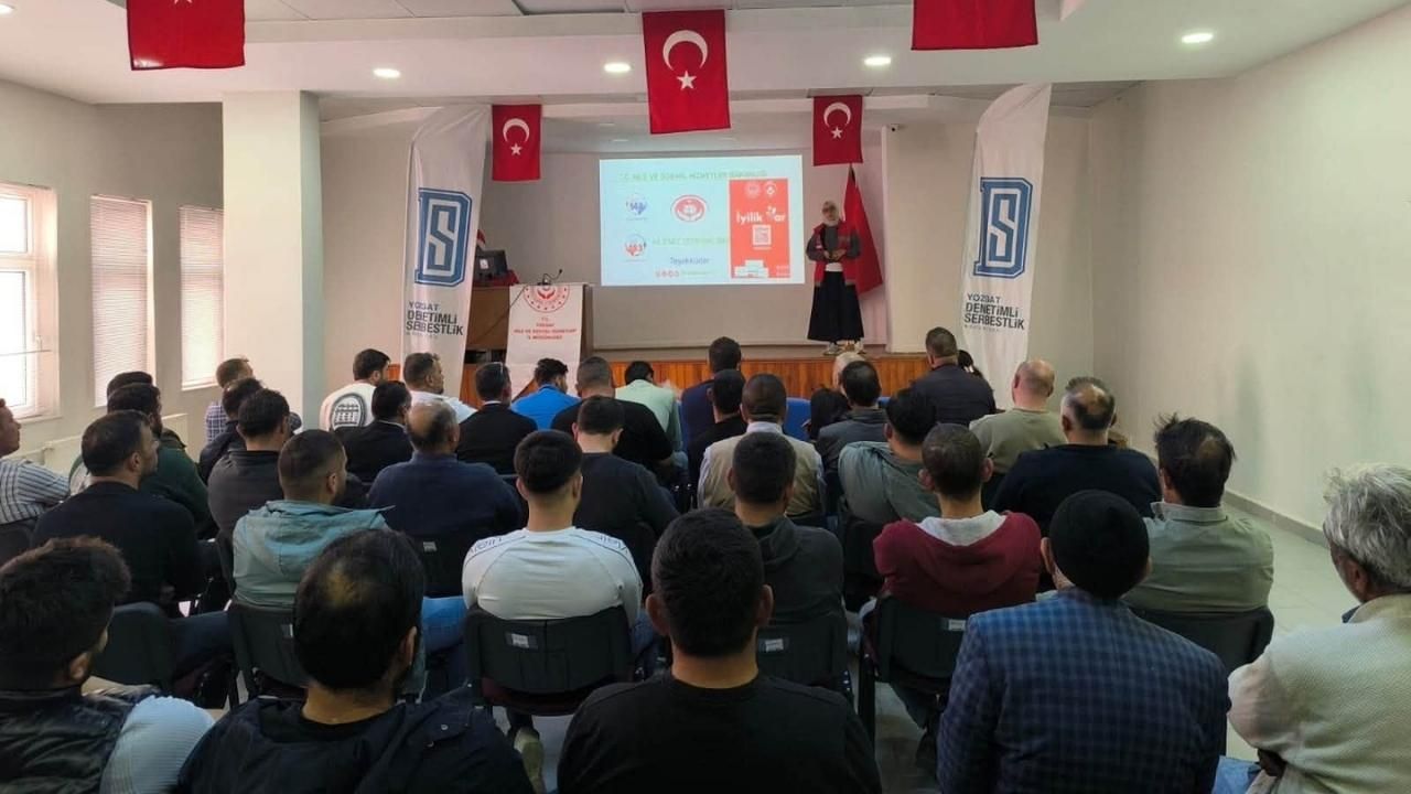 Yozgat’ta Stresle Başa Çıkma Ve Problem Çözme Becerileri Masaya Yatırıldı!