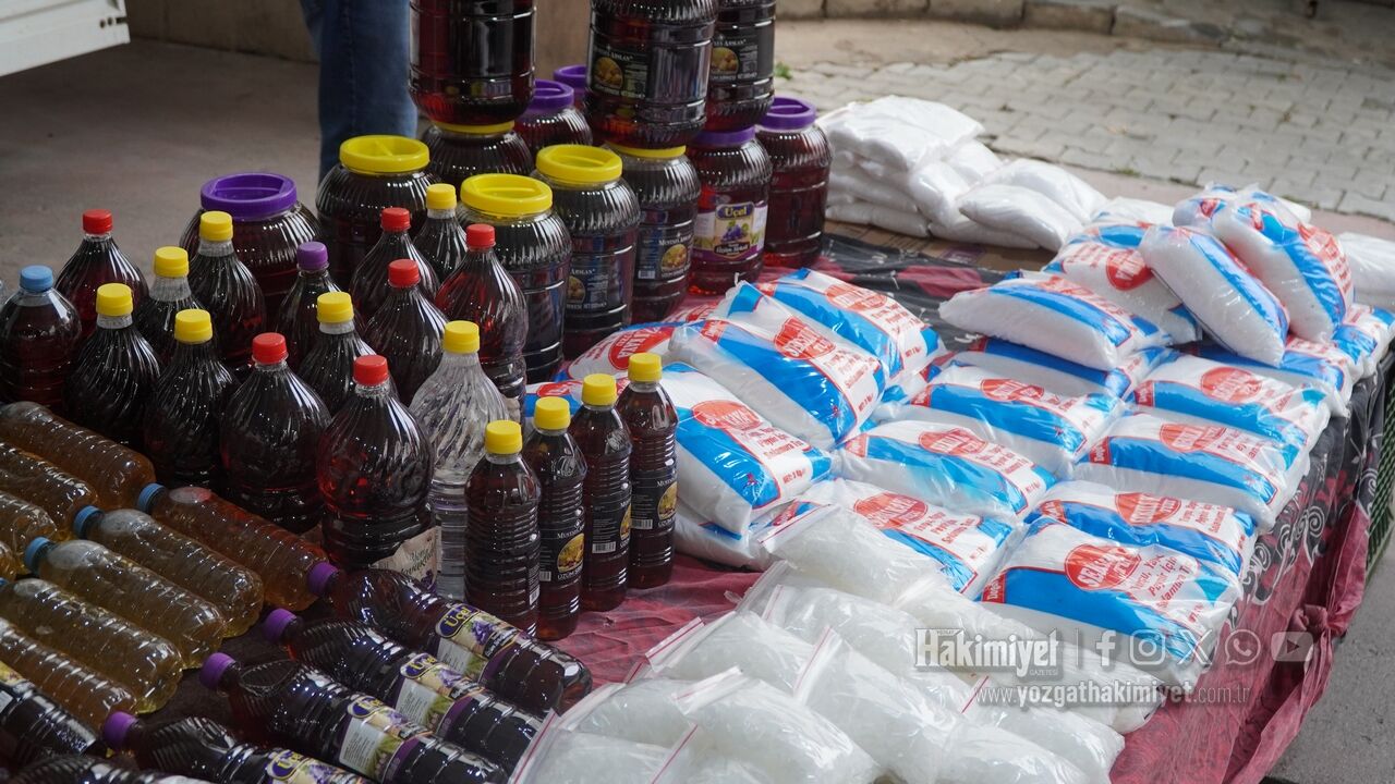 Yozgat’ta Turşuluk Sezonu Hareketliliğini Sürdürüyor Pazarın Hesabı 1200 Tl’yi Buldu (1)