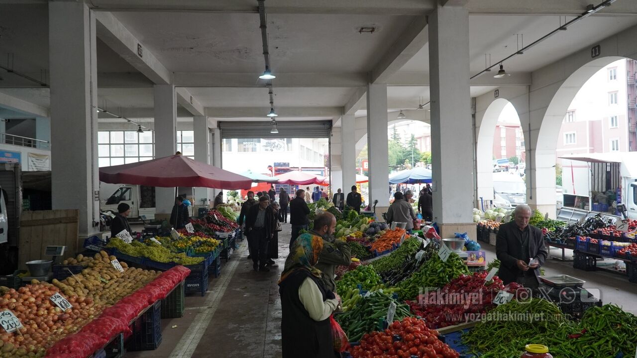 Yozgat’ta Turşuluk Sezonu Hareketliliğini Sürdürüyor Pazarın Hesabı 1200 Tl’yi Buldu (4)