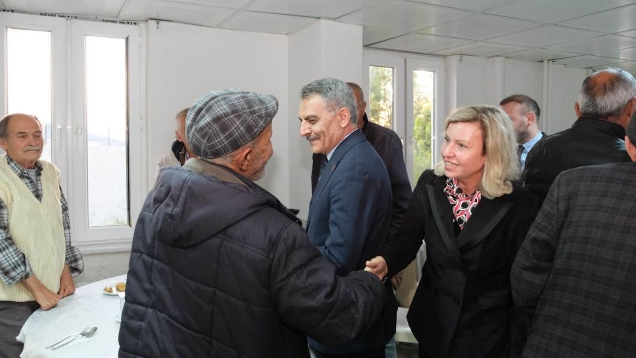 Yozgat’ta Ulu Çınarlar Unutulmadı Vali Özkan Aynı Sofrayı Paylaştı